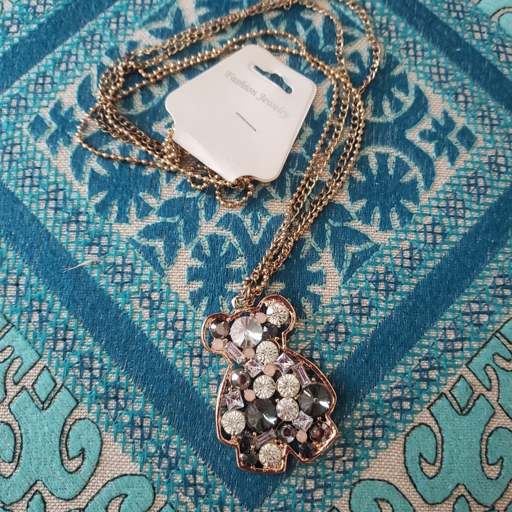 Teddy necklace